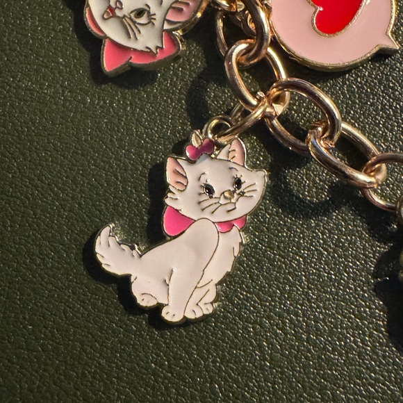 Disney Aristocats Marie Dangling Charms Keychain Bag Charm New - Picture 2 of 5